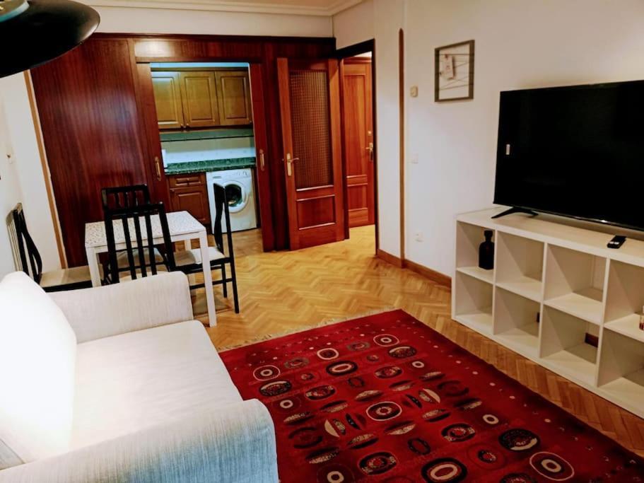 Apartamento Entre Estaciones Daire Oviedo Dış mekan fotoğraf
